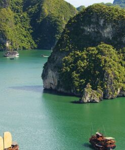 10 Days North to South Vietnam