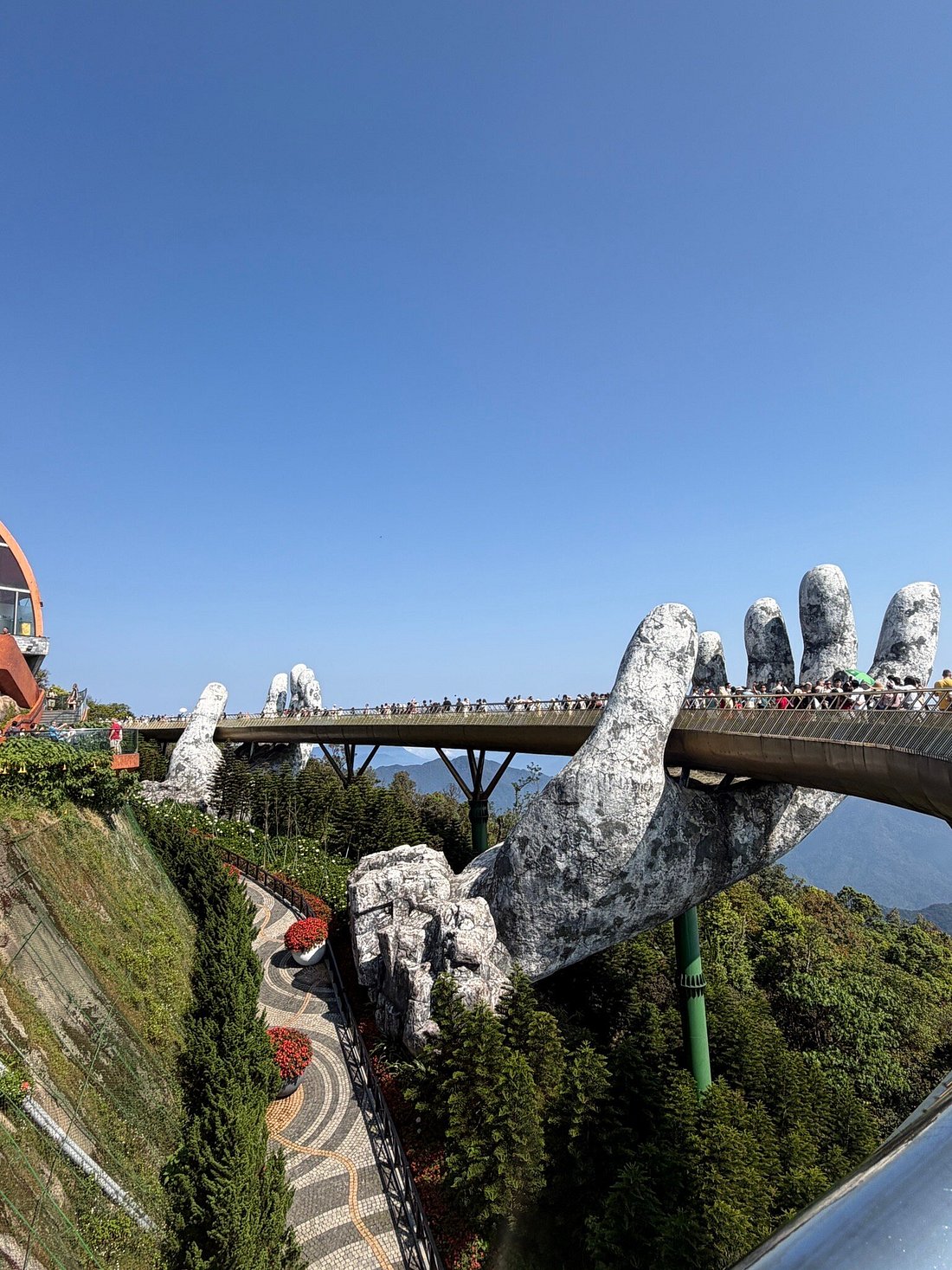 Golden Bridge- Ba Na hills