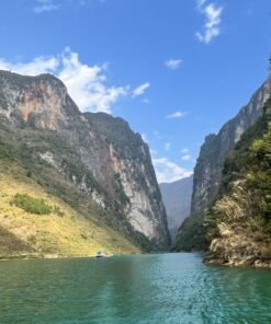 6 Days Hanoi- Ha Giang- Cao Bang: visit Tu San Canyon, Dong Van and Ban Gioc Waterfall