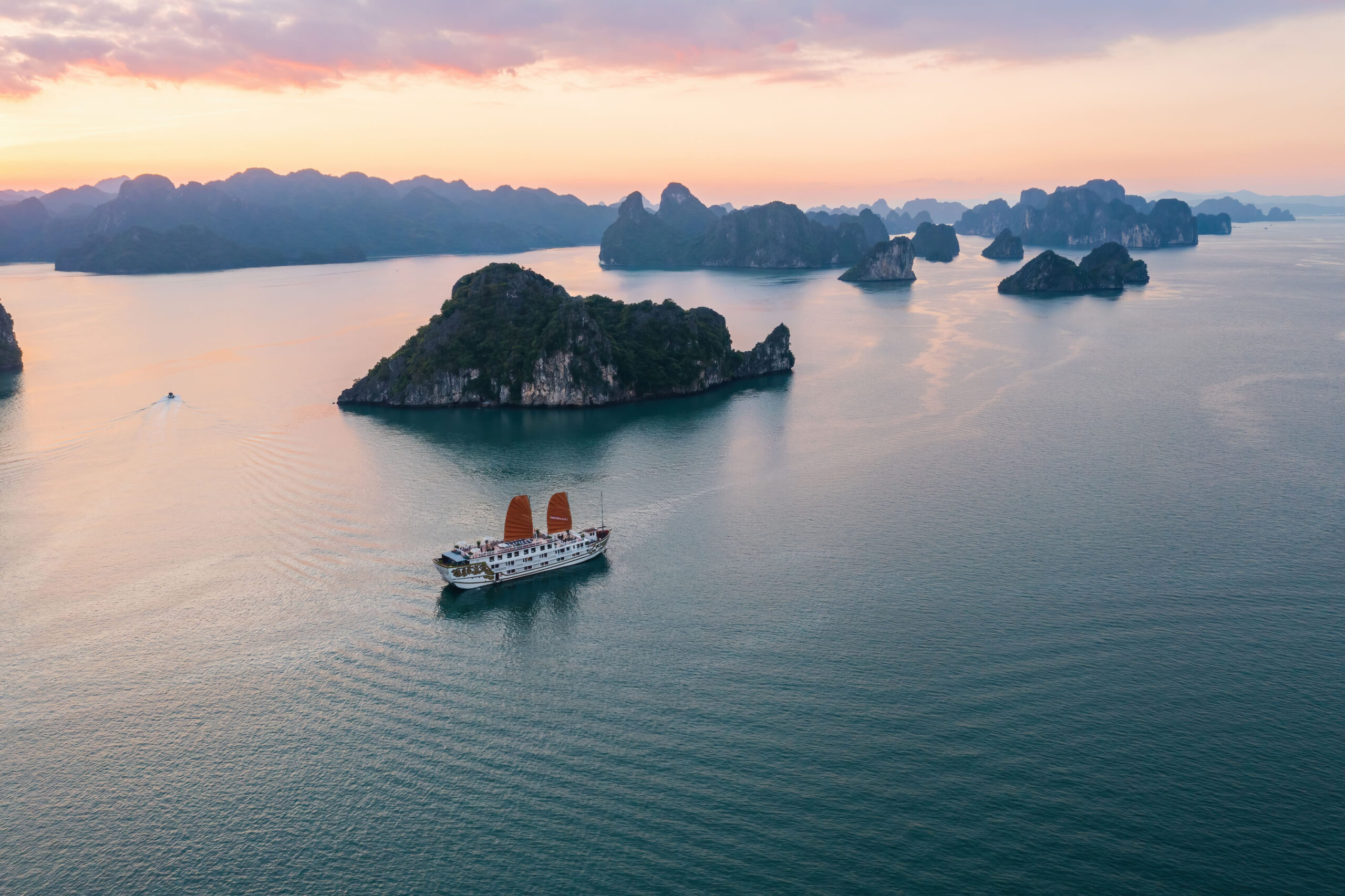 Ha Long Bay 2 Days