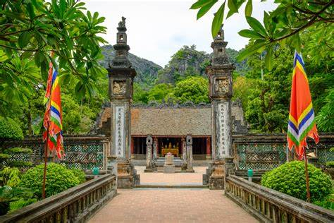 HOA LU – TAM COC FULL DAY TOUR
